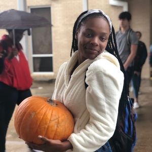 Meet your Posher, Shea